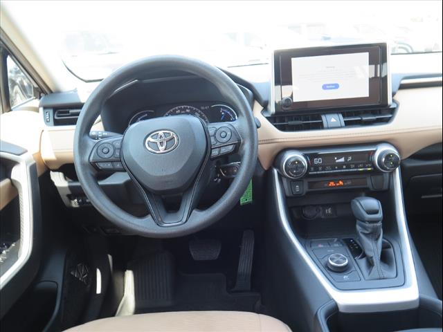2023 Toyota RAV4 Hybrid LE