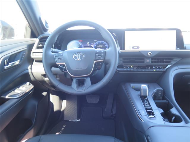 2023 Toyota Crown Platinum