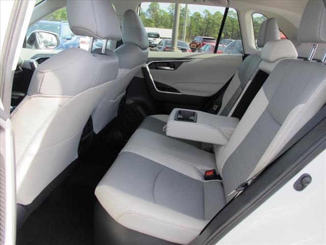 2021 Toyota RAV4 Hybrid XLE Premium