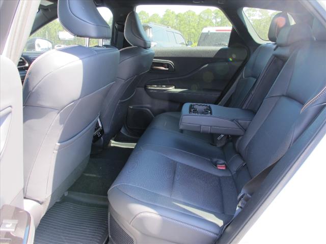 2025 Toyota Crown Signia XLE