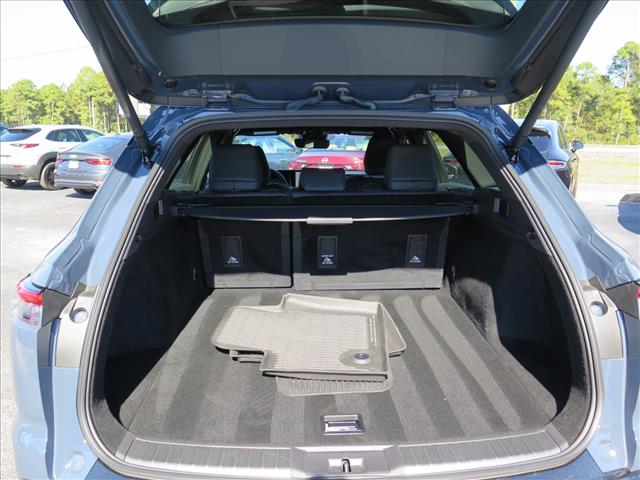 2025 Toyota Crown Signia XLE