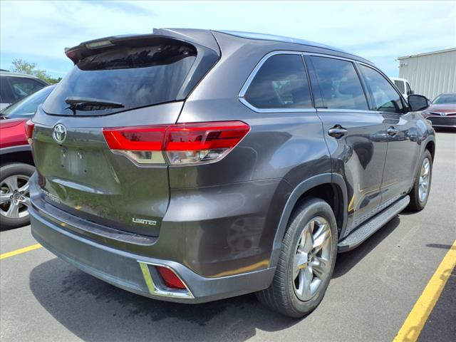 2017 Toyota Highlander Limited