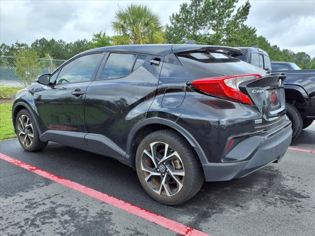 2022 Toyota C-HR XLE