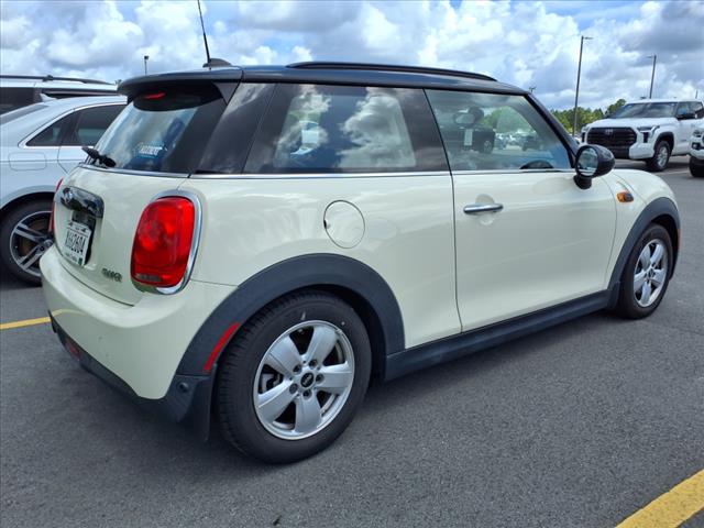 2018 MINI Hardtop 2 Door Cooper