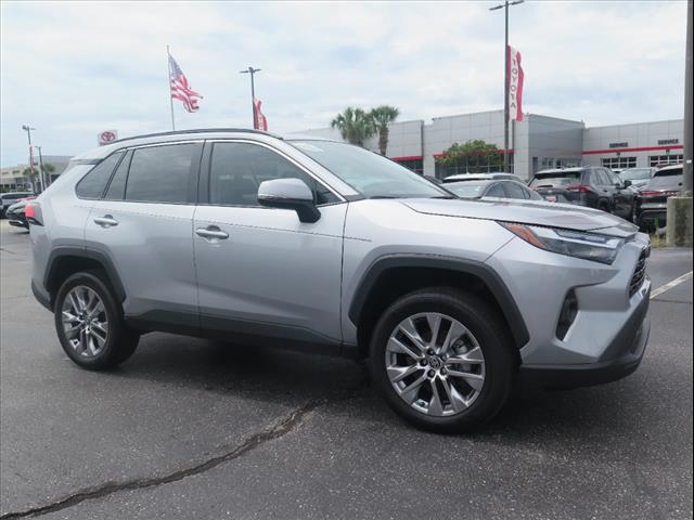 2022 Toyota RAV4 XLE Premium