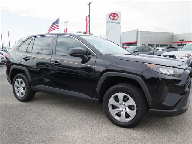 2022 Toyota RAV4 LE