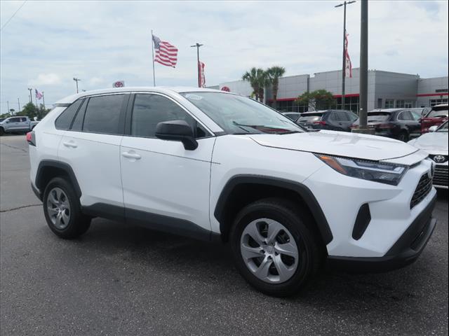 2023 Toyota RAV4 LE
