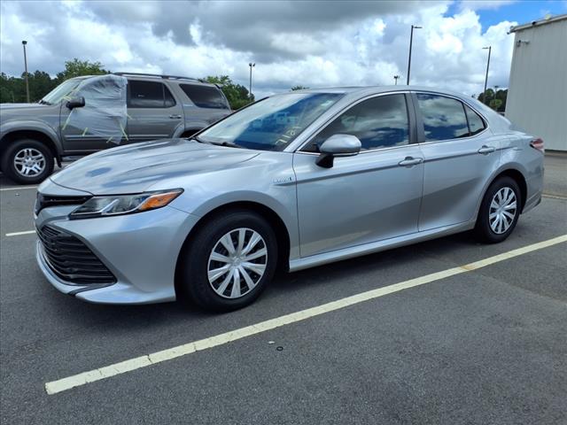 2019 Toyota Camry Hybrid LE