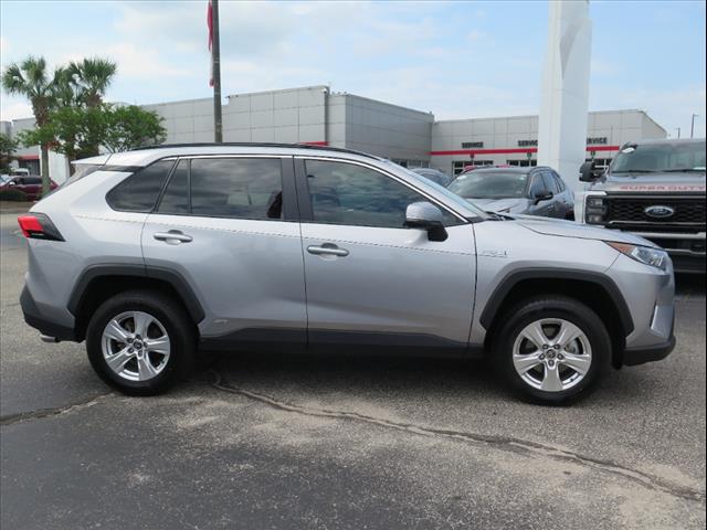 2021 Toyota RAV4 Hybrid XLE