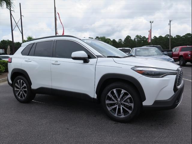 2023 Toyota Corolla Cross XLE