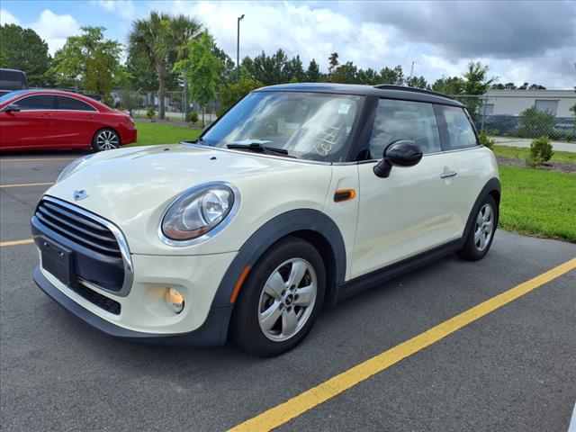 2018 MINI Hardtop 2 Door Cooper
