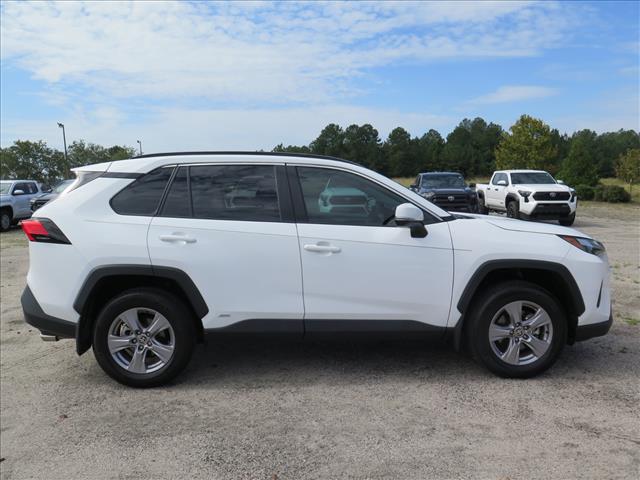 2024 Toyota RAV4 Hybrid XLE