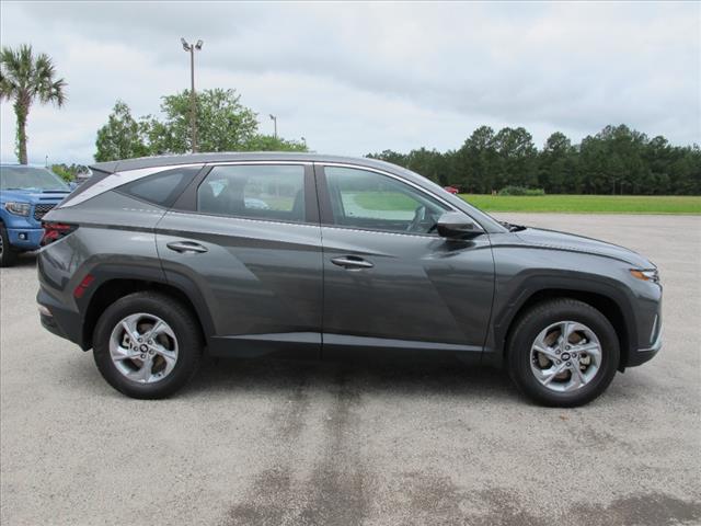 2023 Hyundai TUCSON SE