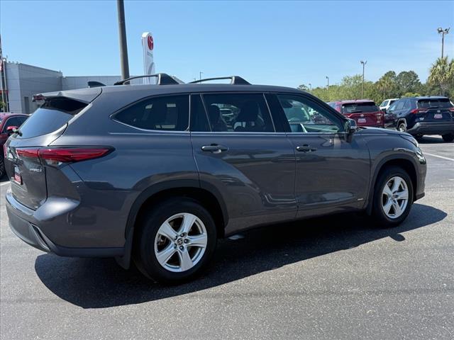 2022 Toyota Highlander Hybrid LE