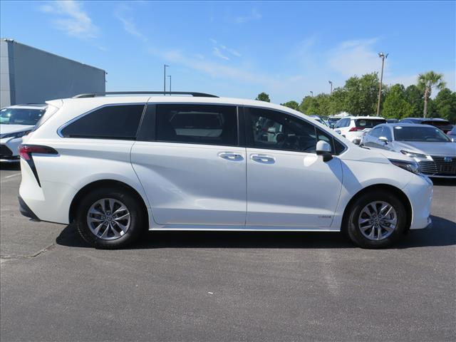 2021 Toyota Sienna XLE 7-Passenger