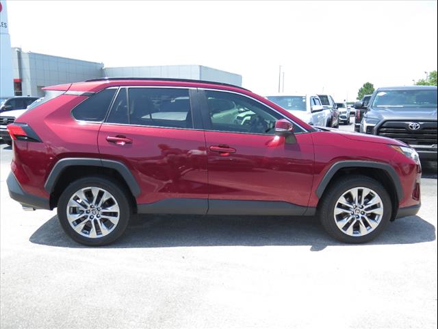 2022 Toyota RAV4 XLE Premium
