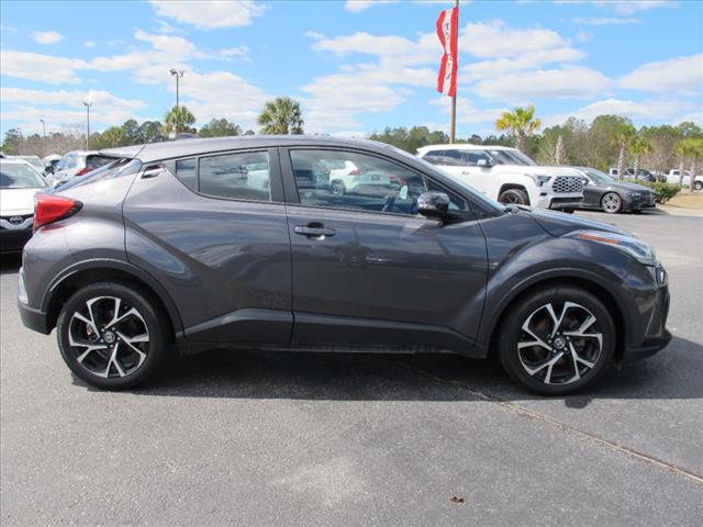 2022 Toyota C-HR XLE
