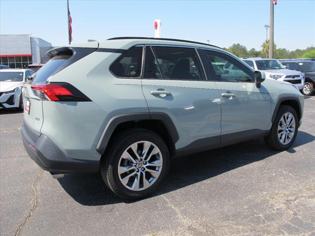 2022 Toyota RAV4 XLE Premium