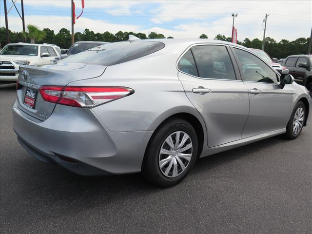 2019 Toyota Camry Hybrid LE