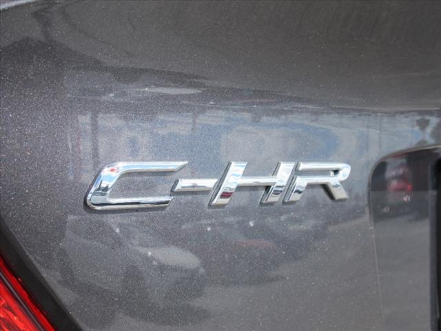 2022 Toyota C-HR XLE
