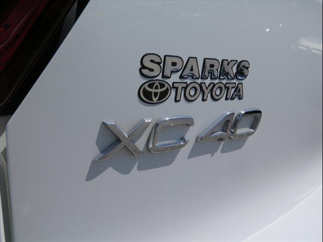 2023 Volvo XC40 B5 Plus Bright Theme