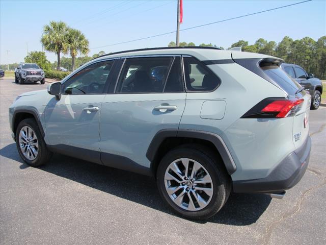 2022 Toyota RAV4 XLE Premium