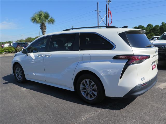 2021 Toyota Sienna XLE 7-Passenger