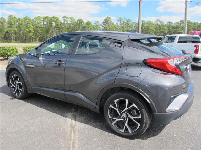 2022 Toyota C-HR XLE