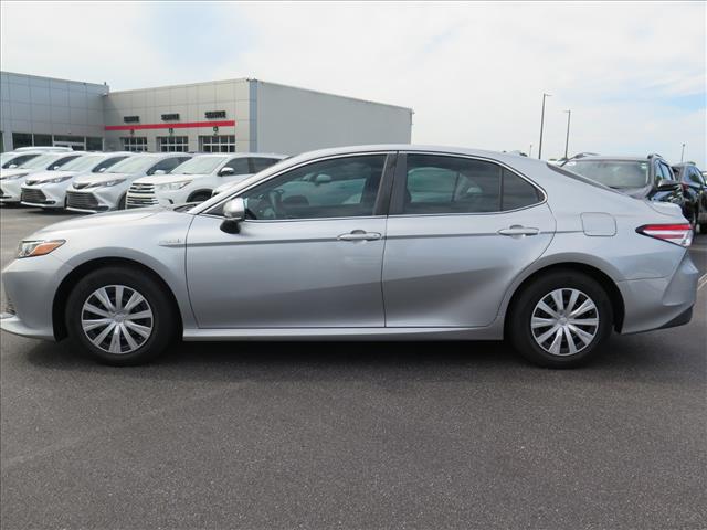 2019 Toyota Camry Hybrid LE
