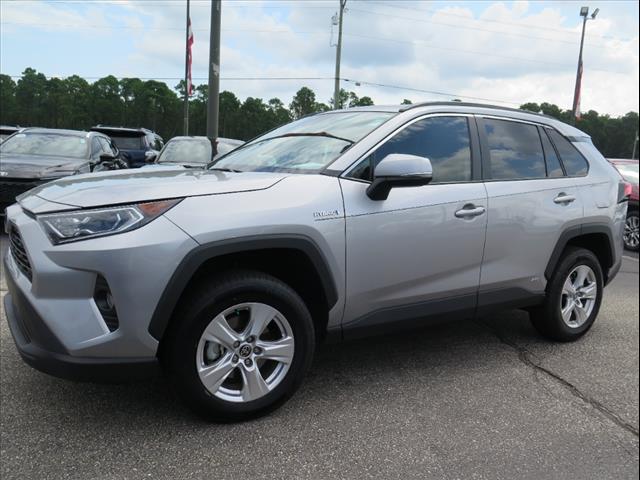 2021 Toyota RAV4 Hybrid XLE