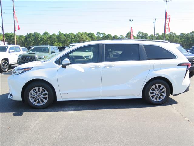 2021 Toyota Sienna XLE 7-Passenger