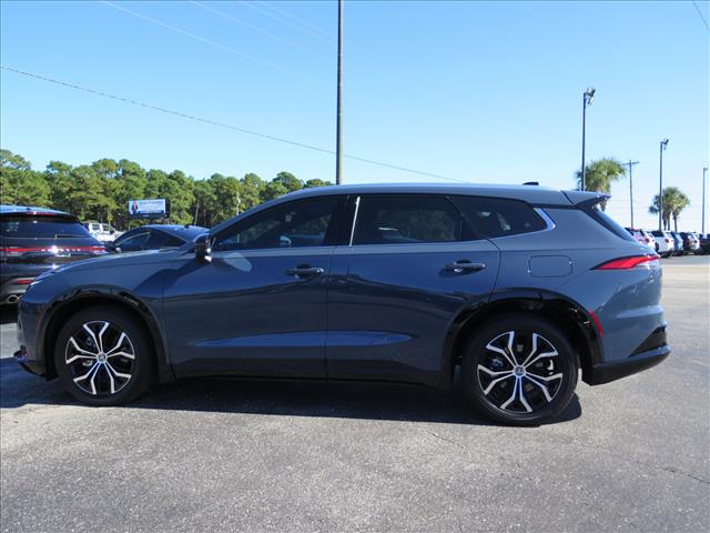 2025 Toyota Crown Signia XLE