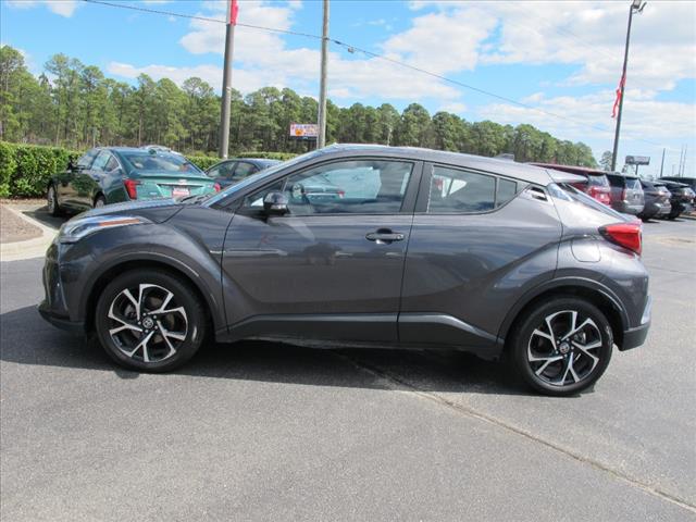 2022 Toyota C-HR XLE