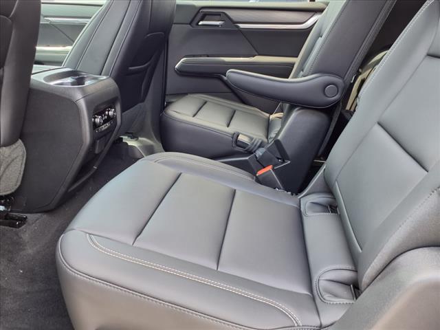2025 GMC Acadia 