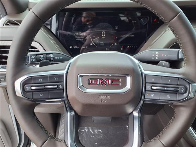 2025 GMC Yukon Elevation