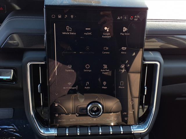 2025 GMC Yukon Elevation