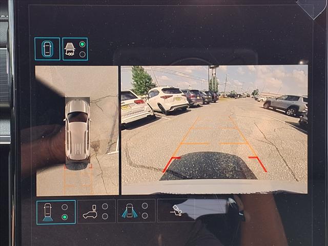 2025 GMC Acadia 