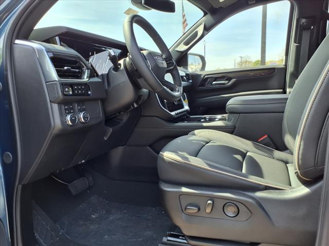 2025 GMC Yukon Elevation