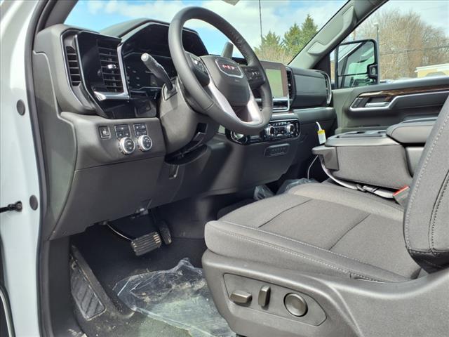 2025 GMC Sierra 2500HD SLE