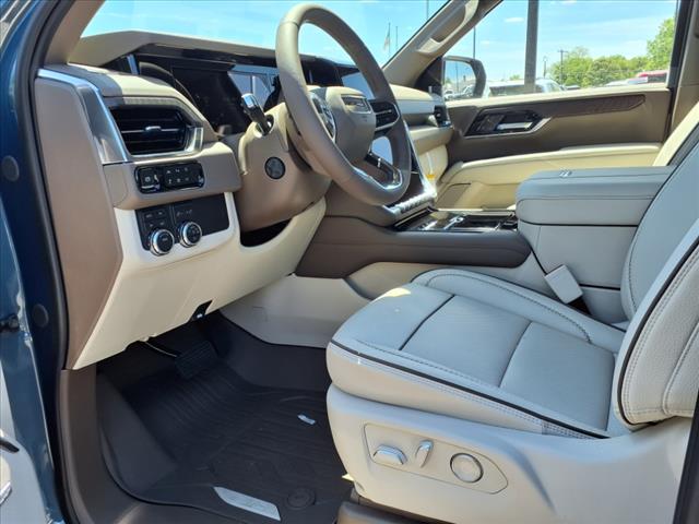 2025 GMC Yukon XL 