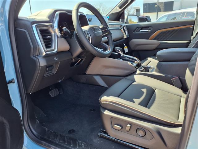 2025 GMC Canyon Denali
