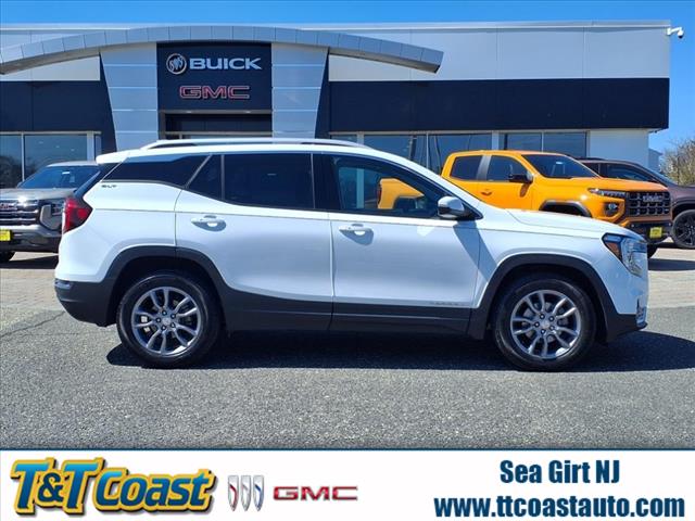 2022 GMC Terrain SLT