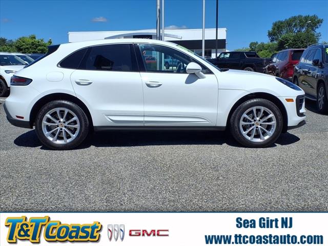 2024 Porsche Macan 