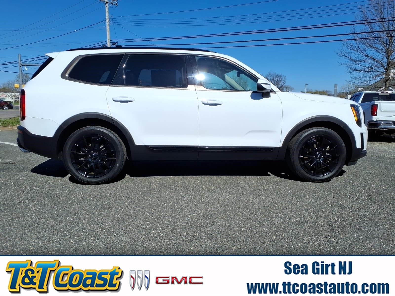 White 2022 Kia Telluride EX AWD SUV / Crossover All-Wheel Drive 8-Speed Automatic