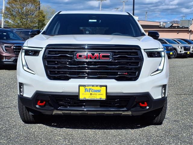 2025 GMC Acadia AT4
