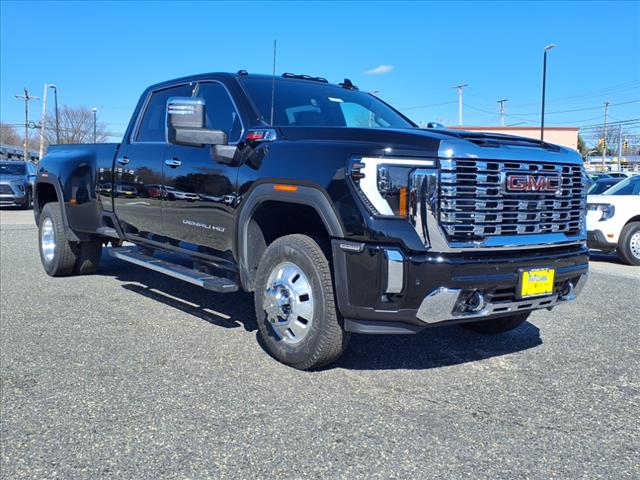 2025 GMC Sierra 3500HD 