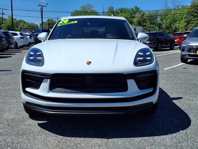 2024 Porsche Macan 