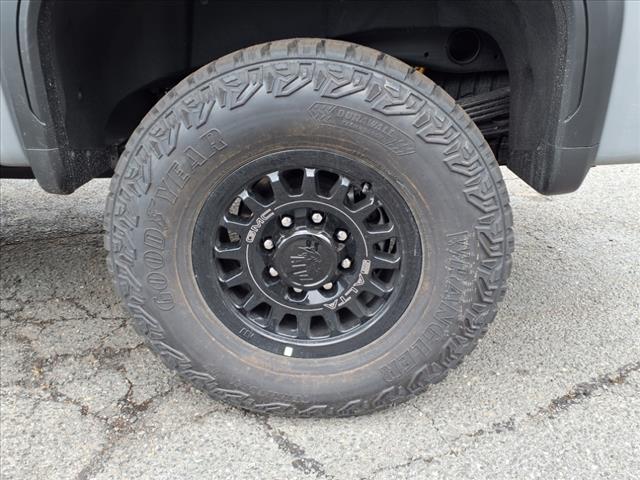 2025 GMC Sierra 2500HD AT4X