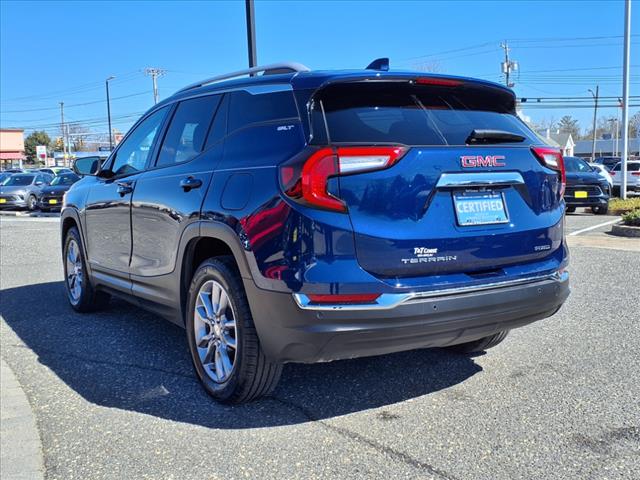 2022 GMC Terrain SLT
