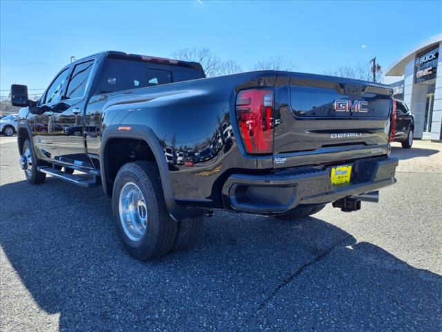 2025 GMC Sierra 3500HD 